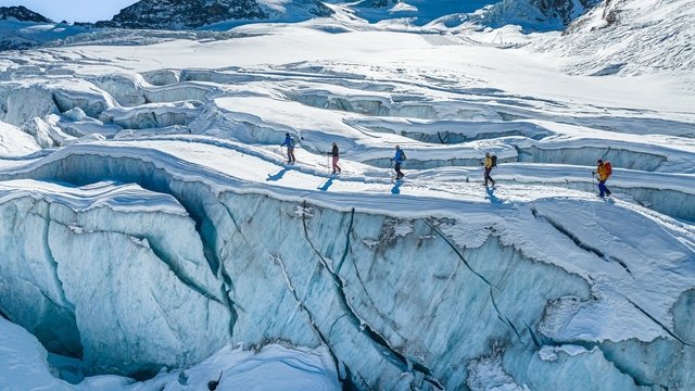 Excursion on the glacier winter