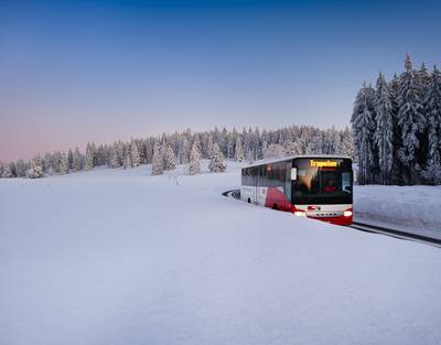 En ski-bus aux Bugnenets-Savagnières
